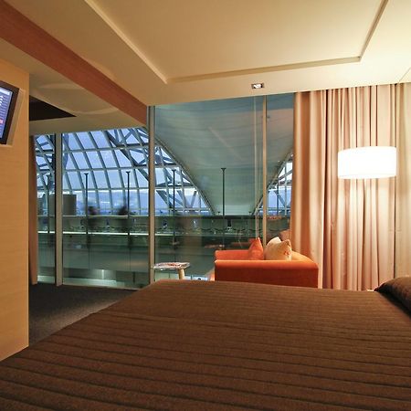 Miracle Transit Hotel 邦帕利 外观 照片